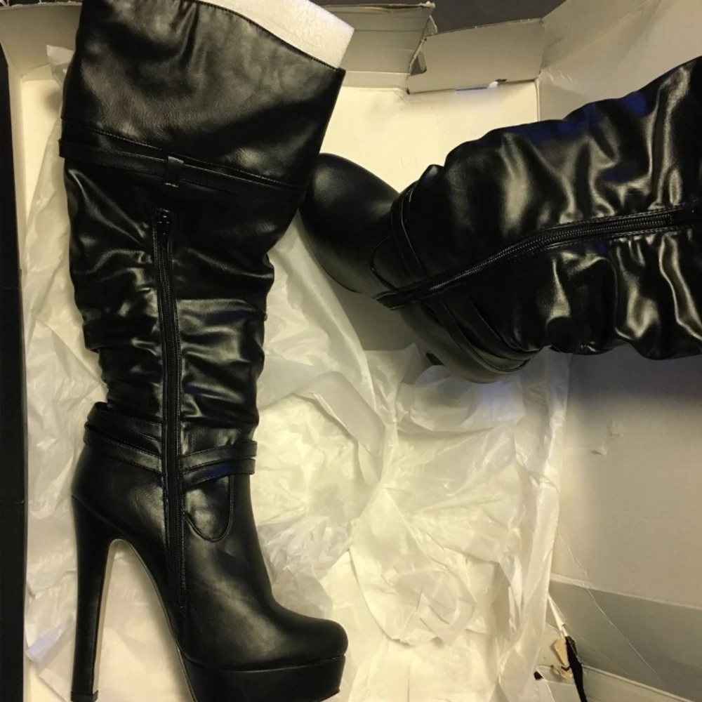 Women’s knee high boots